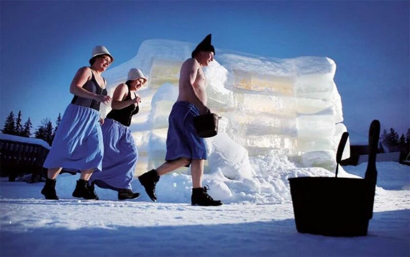 rovaniemi-northern-lights-trip-with-arctic-sauna-jacuzzi