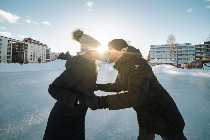 rovaniemi-private-ice-skating-photography-session