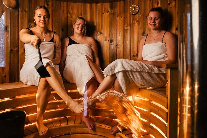rovaniemi-sauna-world-with-a-hot-tub-jacuzzi-and-cold-pool