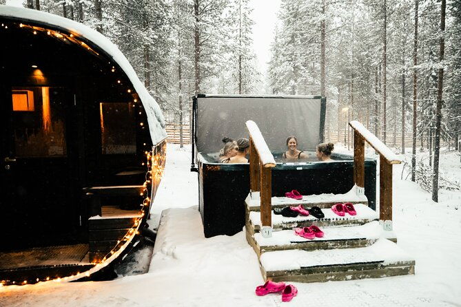 rovaniemi-sauna-world-with-a-hot-tub-jacuzzi-and-cold-pool