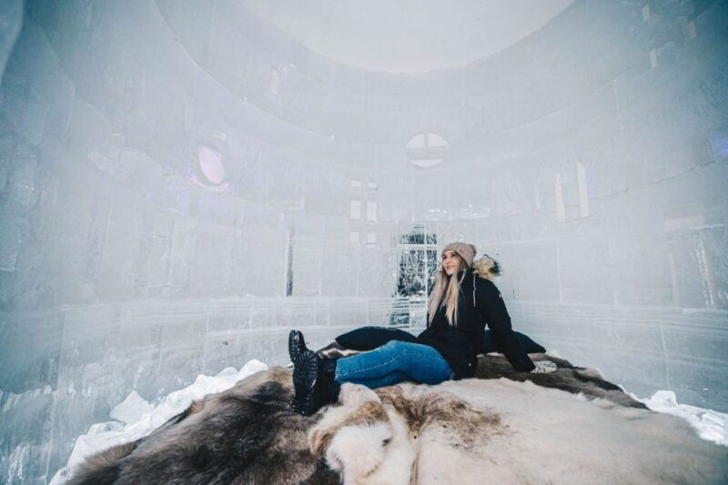 rovaniemi-snow-hotel-tour-with-food-by-the-fire