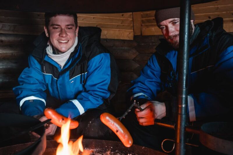 rovaniemi-snowmobile-safari-campfire-evening-escape