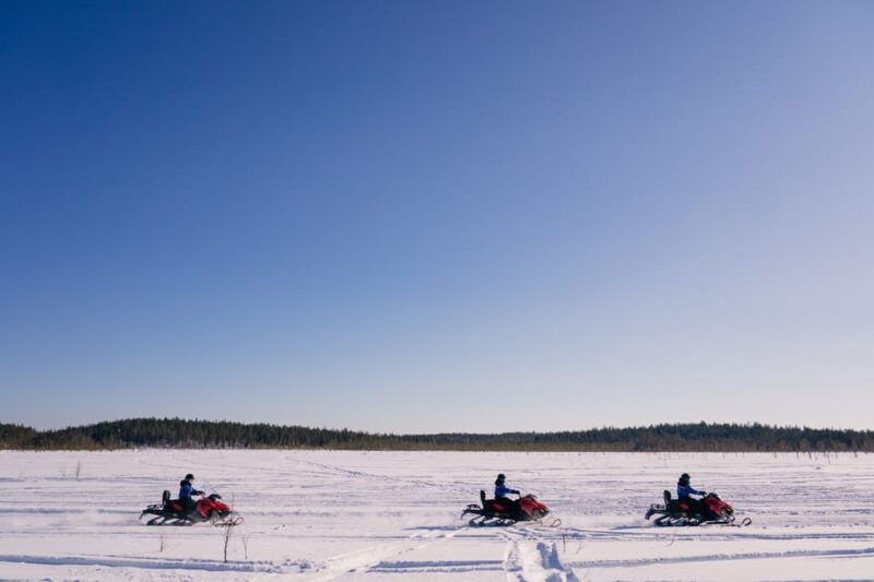 rovaniemi-snowmobile-safari-into-the-wilderness