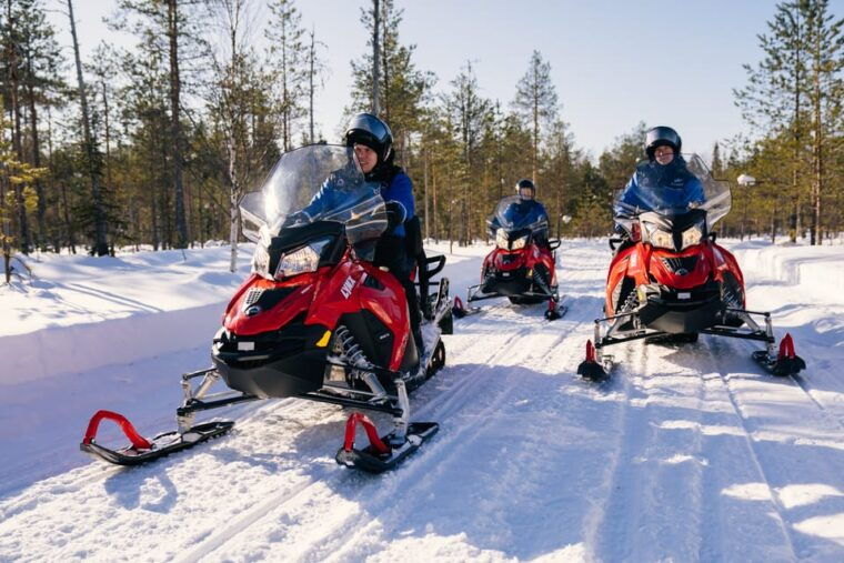 rovaniemi-snowmobile-safari-into-the-wilderness