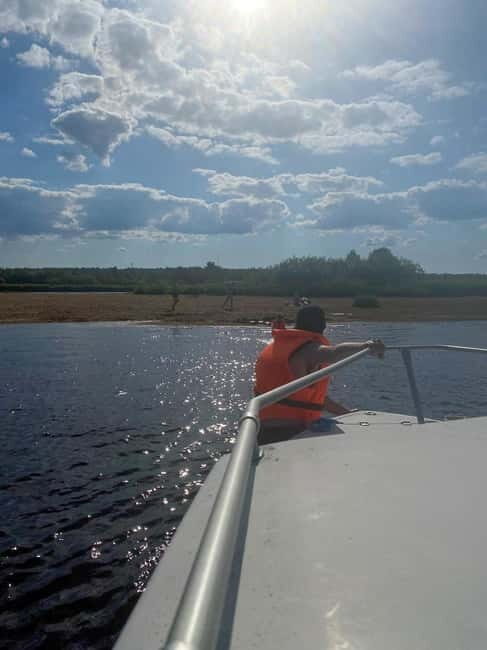 Rovaniemi: Summer Boating Trip with Refreshments - Key Points