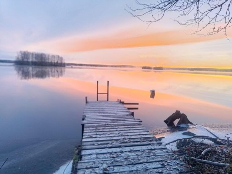 rovaniemi-traditional-sauna-and-ice-swimming-experience