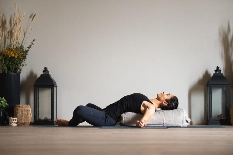 rovaniemi-yoga-class-with-infrared-heaters-and-herbal-tea