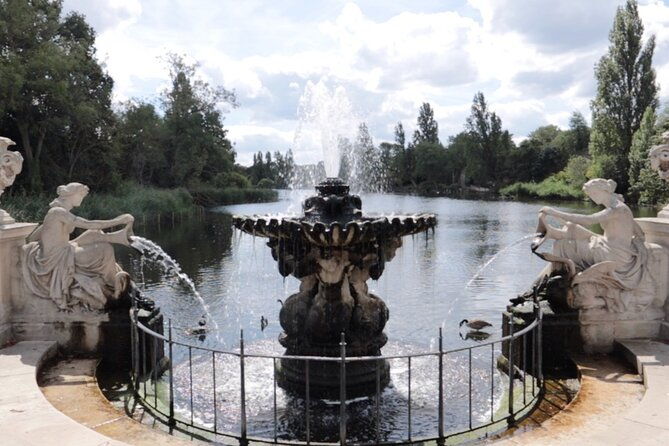 royal-afternoon-tea-walk-at-kensington-palace