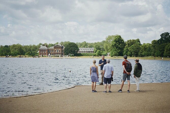 royal-afternoon-tea-walk-at-kensington-palace