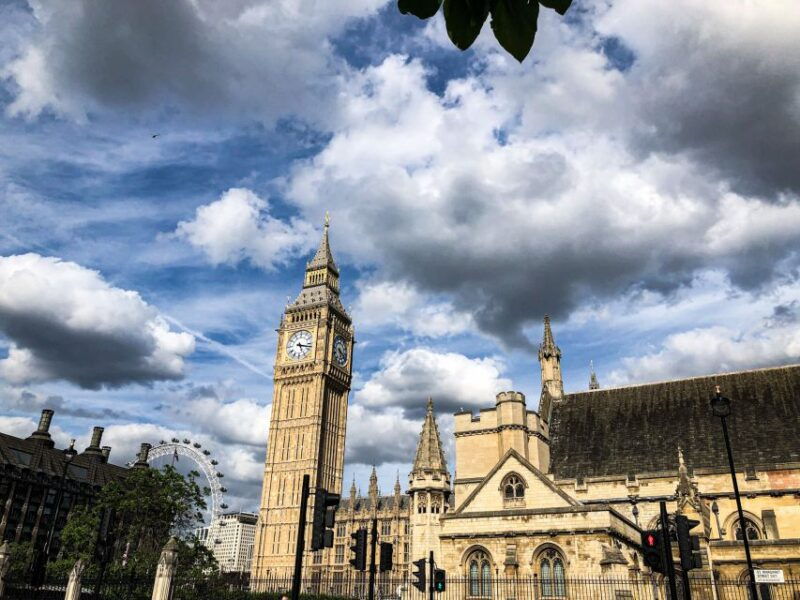 royal-london-from-saxons-to-tudors-stuarts-walking-tour