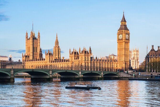 royal-london-tour-with-afternoon-tea-at-the-rubens-at-the-palace