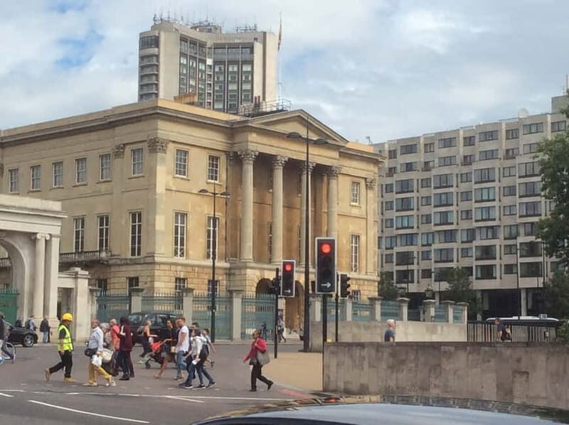 Royal London Walking Tour - Royal Parks and Memorials: Green Park, Hyde Park, and Beyond