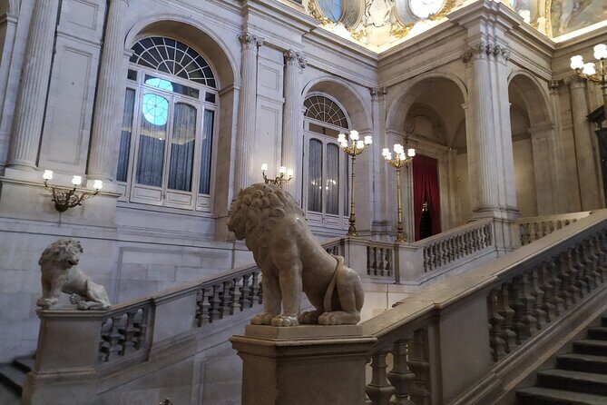 Royal Palace Madrid Small Group Tour with Skip the Line Ticket - The Experience Breakdown