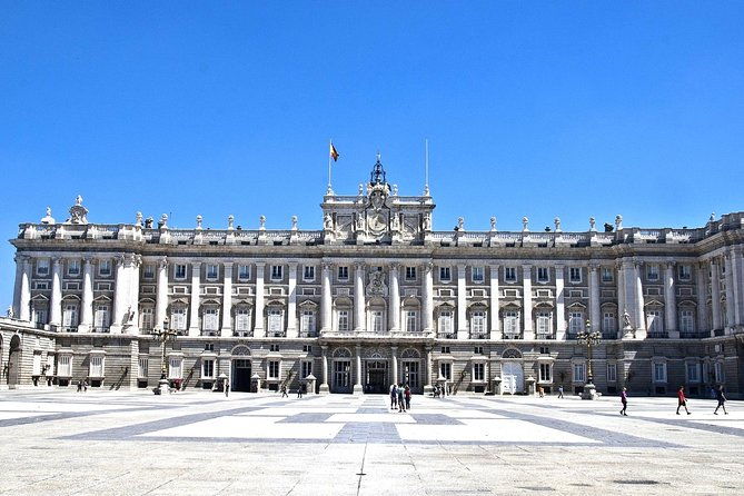 royal-palace-madrid-tapas-experience-with-skip-the-line-ticket