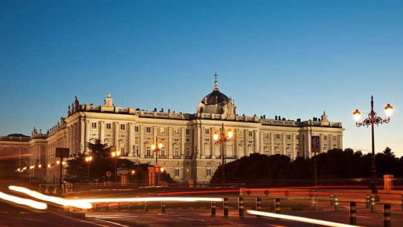 royal-palace-of-madrid-private-tour-2