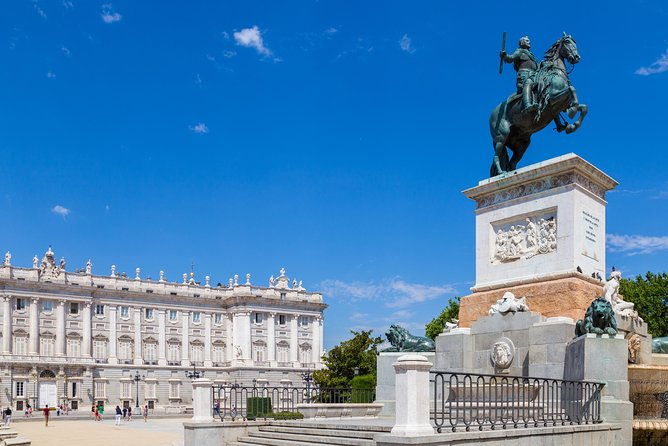 royal-palace-of-madrid-private-tour-with-skip-the-line-tickets