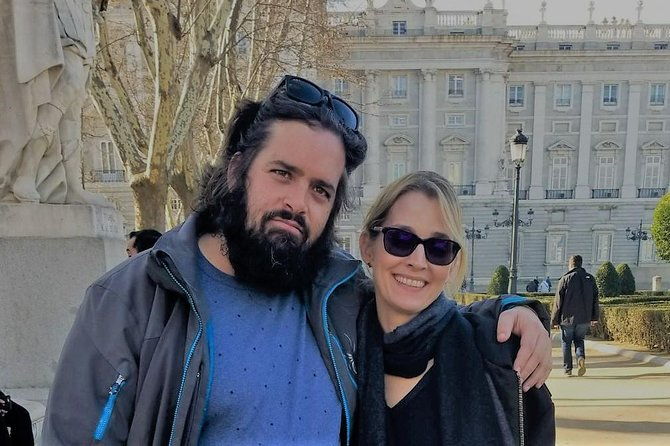 royal-palace-of-madrid-private-tour-with-skip-the-line-tickets