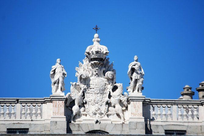 royal-palace-of-madrid-private-tour-with-skip-the-line-tickets
