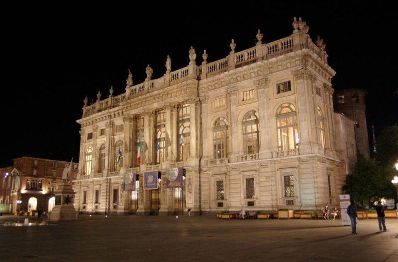 royal-palace-of-turin-and-palazzo-madama-night-guided-tour