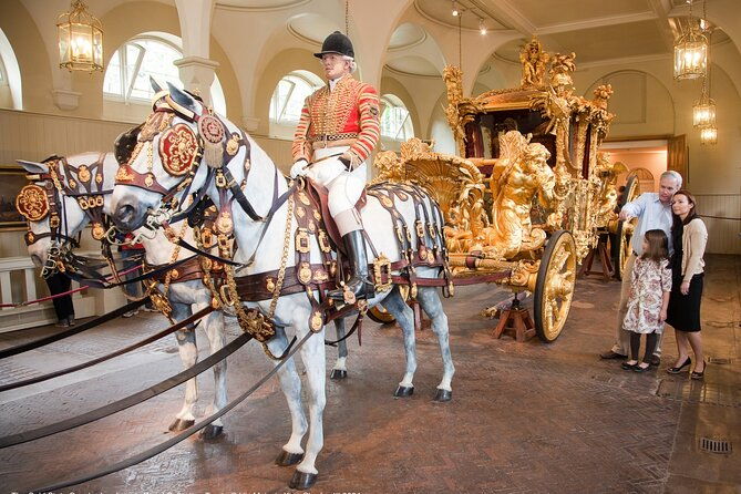 royal-tour-buckingham-palace-state-rooms-or-royal-mews-option