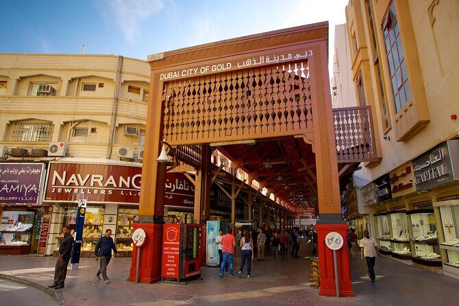 Royal Vision Walking around Old Dubai Tour with Abra, English Guide - An In-Depth Look at the Tour Experience