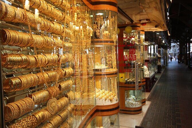 Royal Vision Walking around Old Dubai Tour with Abra, English Guide - The Sum Up