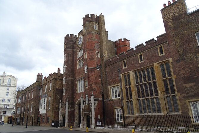 royal-westminster-exclusive-royal-walking-tour-of-londons-iconic-landmarks