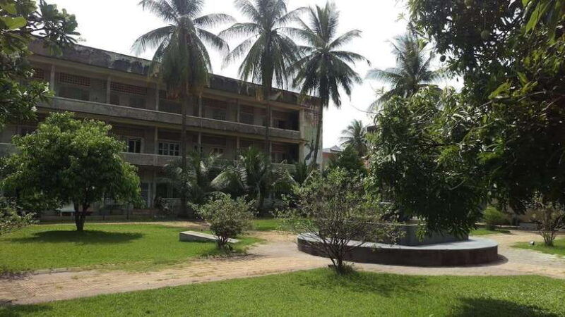 royalpalace-toul-sleng-s21-museum-killing-field