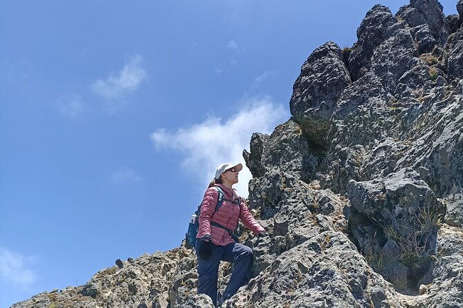 rucu-pichincha-volcano-summit-full-day