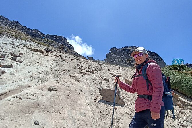 rucu-pichincha-volcano-summit-full-day