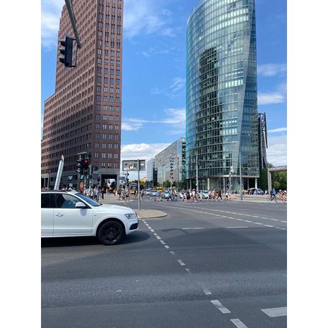 rude-bastards-tour-of-berlin