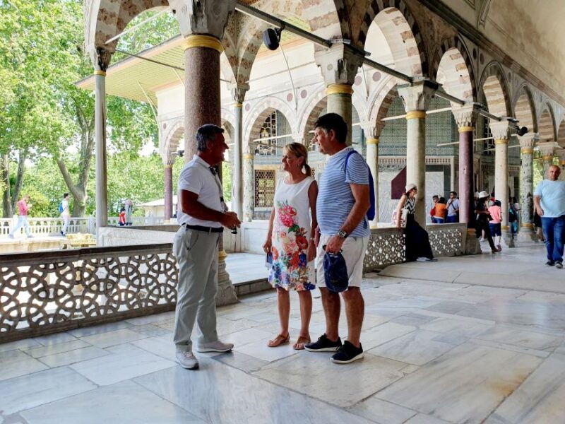 rug-shopping-private-tour-with-expert-grand-bazaar