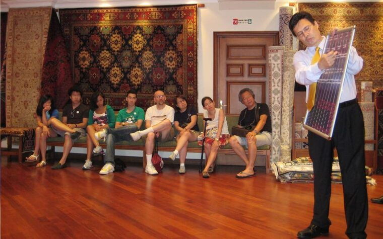rug-shopping-private-tour-with-expert-grand-bazaar