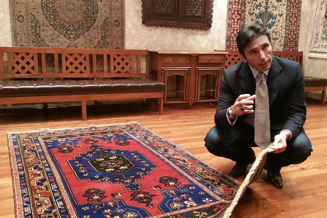 rug-shopping-with-expert-grand-bazaar-private-tour