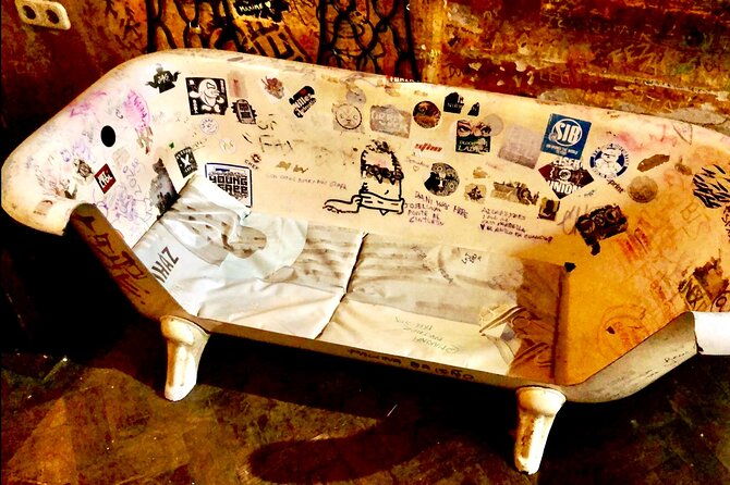 ruin-pub-walking-tour-with-a-local-hostess-in-budapest