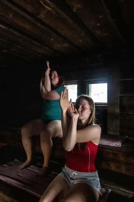 Ruka: Sauna yoga ® - find yourself in silence - The Guides and Their Role