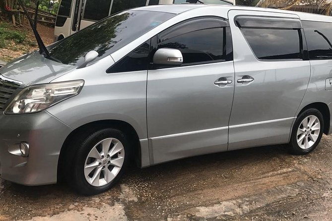 runaway-bay-hotels-transfers-between-montego-bay-airport