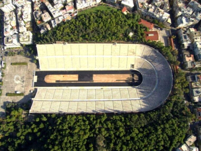 running-through-the-history-of-athens-with-personal-trainer-2