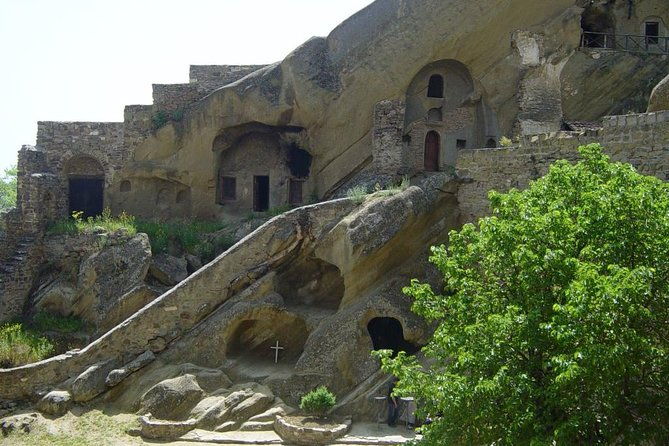 rustavi-back-in-a-ussr-wine-tasting-off-road-to-david-gareji-natlismtsemeli