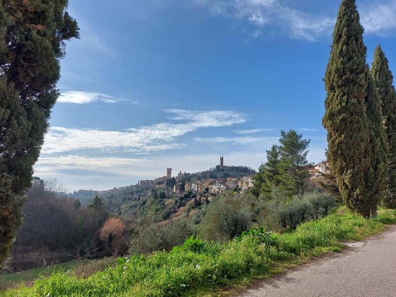 S.Miniato e-bike tour and aperitif (optional yoga at sunset) - Why this tour stands out