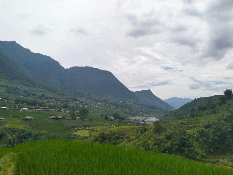 Sa Pa: Cat Cat Village Tour to Visit Local People - Introduction: An Authentic Slice of Sapa