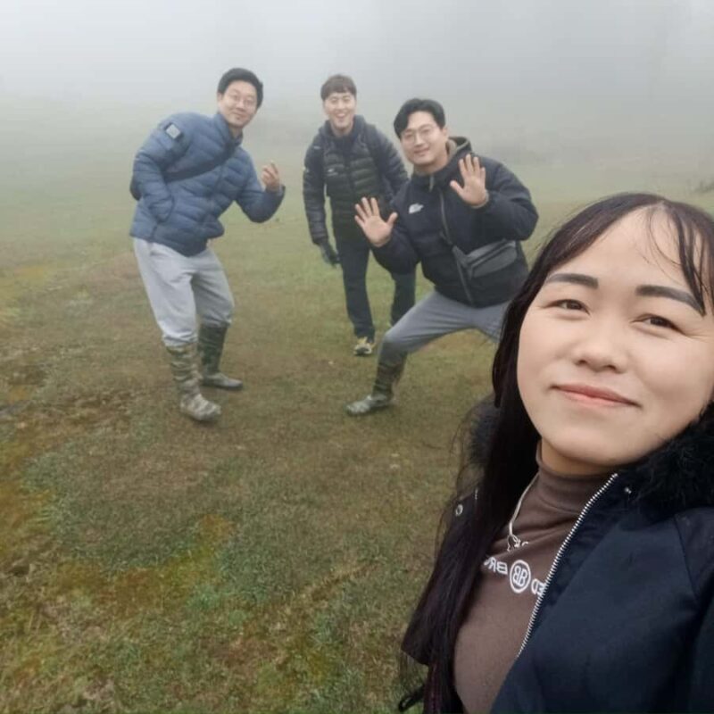 Sa Pa: Guided Trekking Tour with Lunch for Young Travelers - Discovering Sa Pa’s Natural Beauty