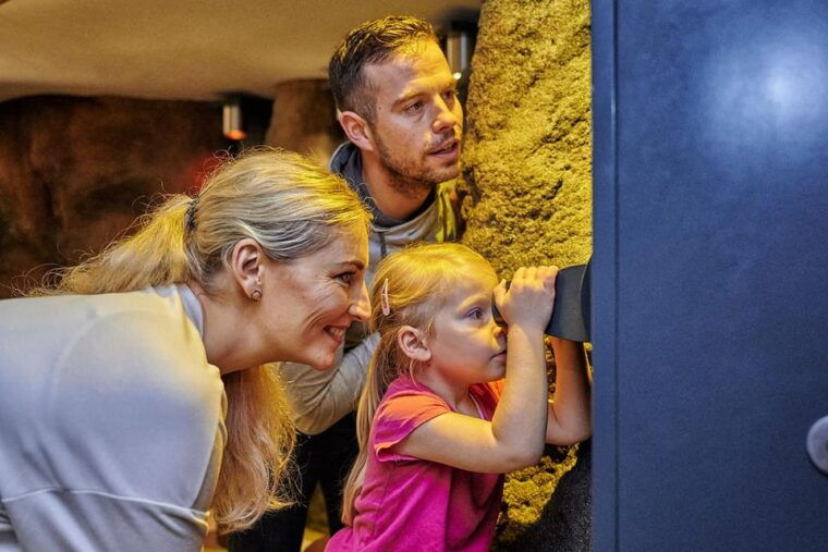 saalfeld-family-tour-of-the-fairy-grottos-show-mine
