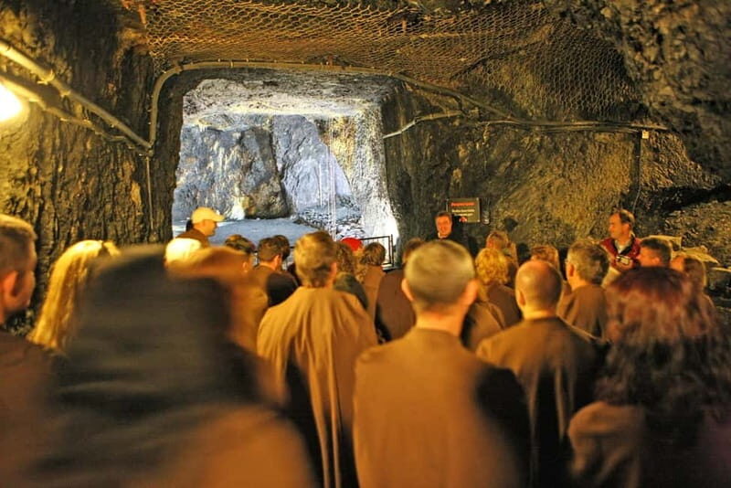 Saalfeld: Feengrotten Guided Tour - Key Points