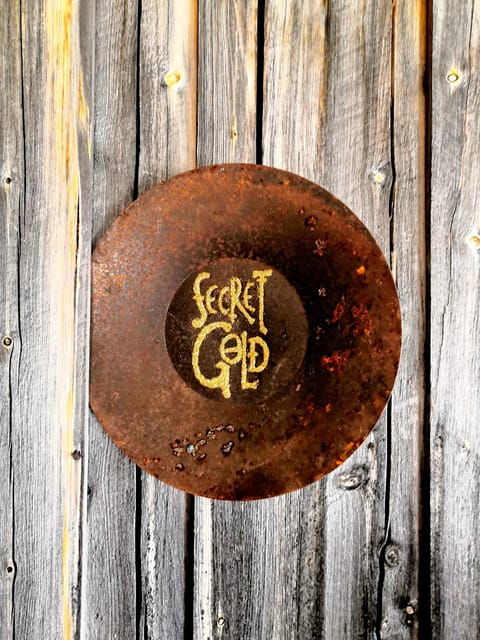 saariselka-bowling-secret-gold-escape-room-experience