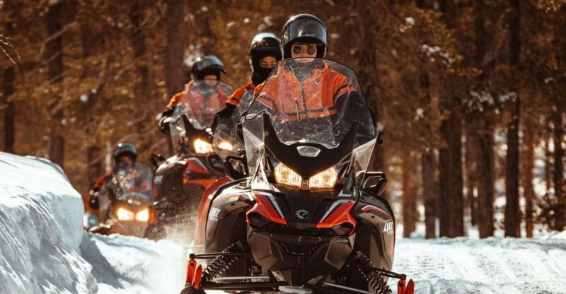 saariselka-full-day-adventure-with-snowmobiles