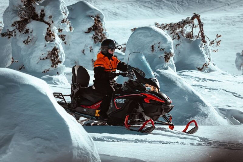 saariselka-snowmobile-adventure-for-adults
