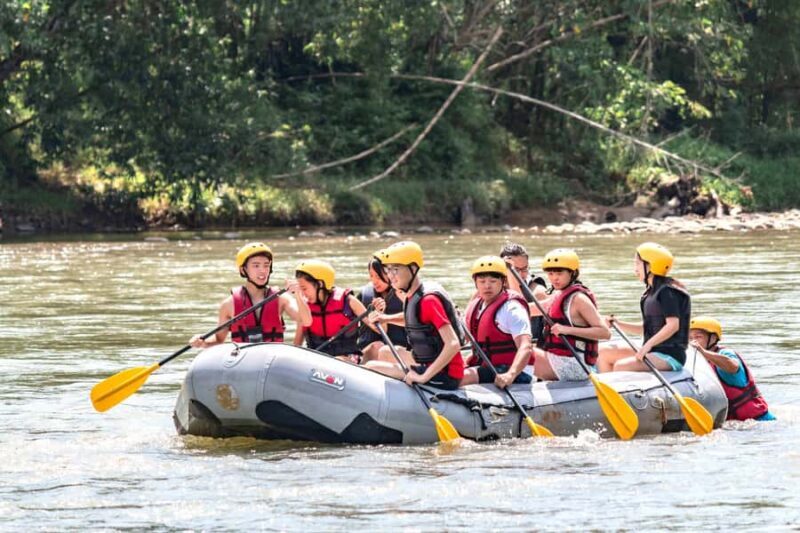 Sabah: Kiulu White Water Rafting (Level 1-2) with Lunch - Introduction