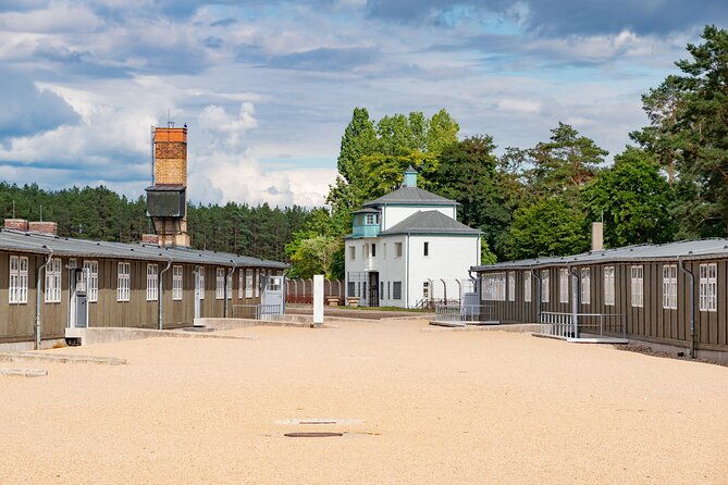 sachsenhausen-concentration-camp-bus-tour