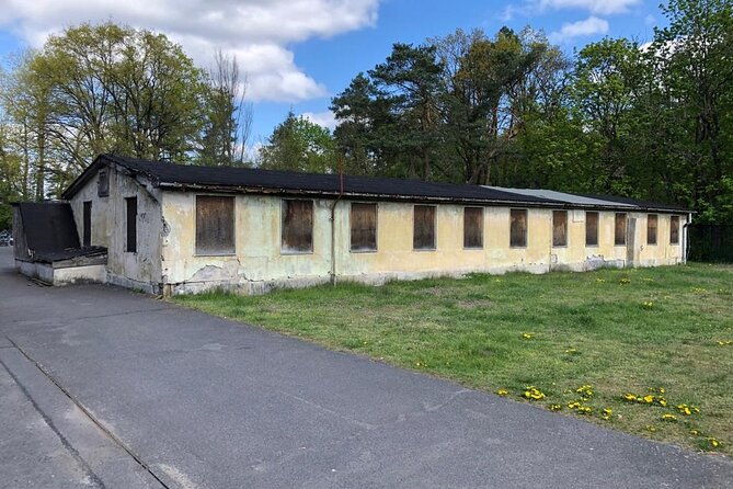 sachsenhausen-concentration-camp-by-private-vehicle-2